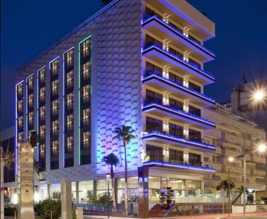 Messinin 30 milyonluq oteli sökülə bilərFOTO