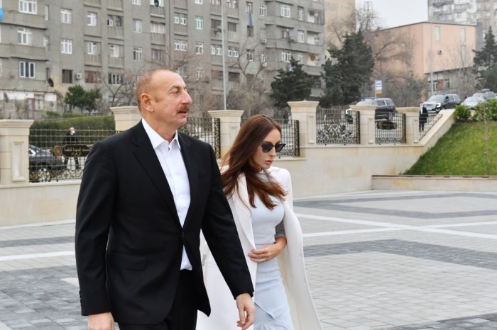 İlham Əliyev və Mehriban Əliyeva “Xanım Fatimeyi Zəhra” məscidində- FOTOLAR