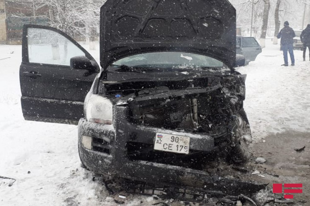 10-a yaxın avtomobil qəzaya düşdü - Xəsarət alanlar var- FOTOLAR