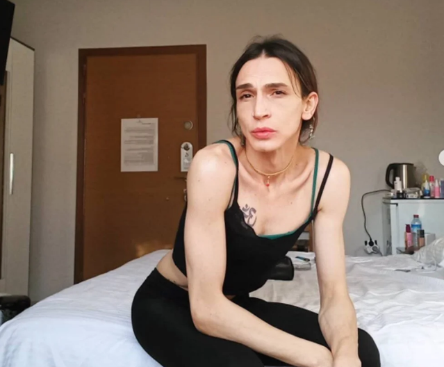 "Çukur" serialının tanınmış aktyoru cinsiyyətini dəyişdirib, qadın oldu- FOTOLAR