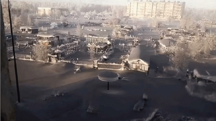 Rusiyaya "qara" qar yağdı- VİDEO