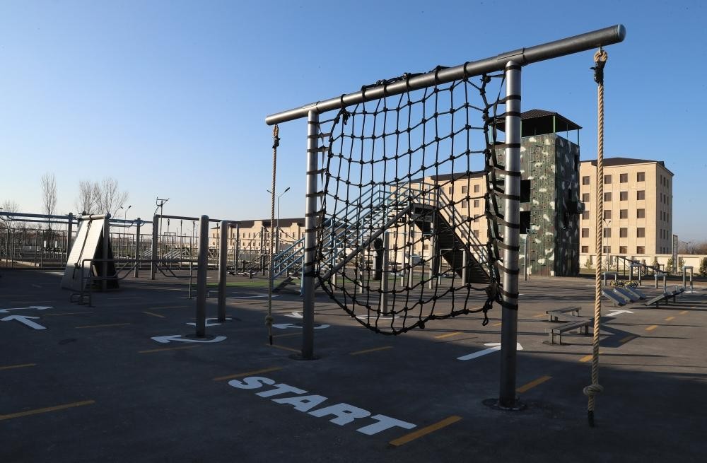 Vilayət Eyvazov Prezidentə raport verdi- FOTOLAR