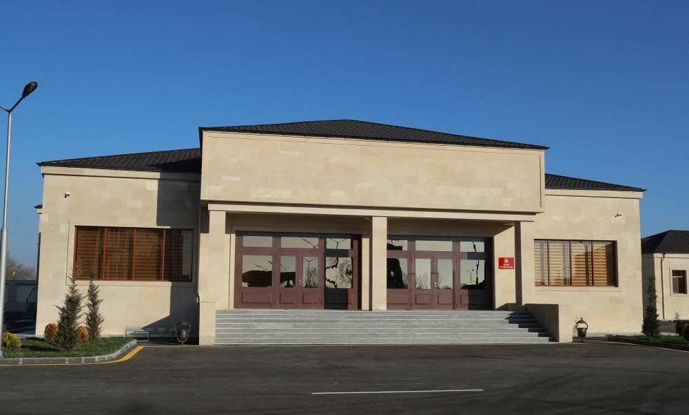 Vilayət Eyvazov Prezidentə raport verdi- FOTOLAR