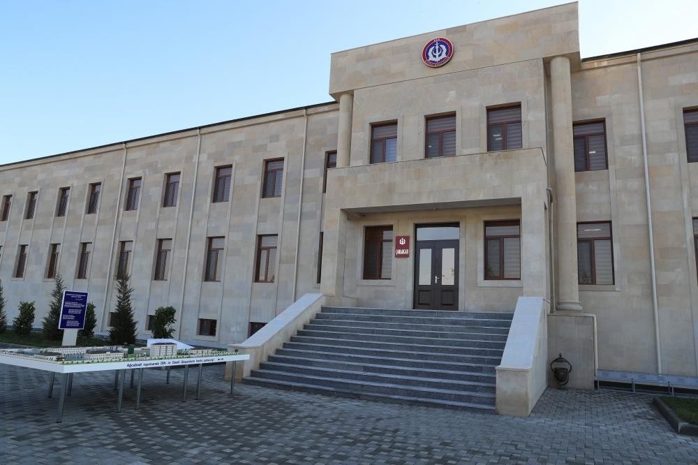 Vilayət Eyvazov Prezidentə raport verdi- FOTOLAR