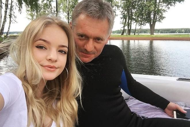 Putinin sözcüsünün qızı müharibəyəetiraz etdi (FOTO)