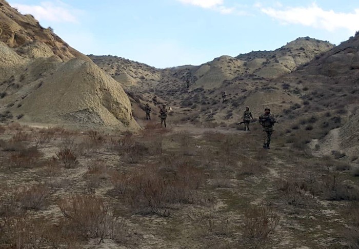 Orduda taktiki təlimlər keçirildi- FOTOLAR