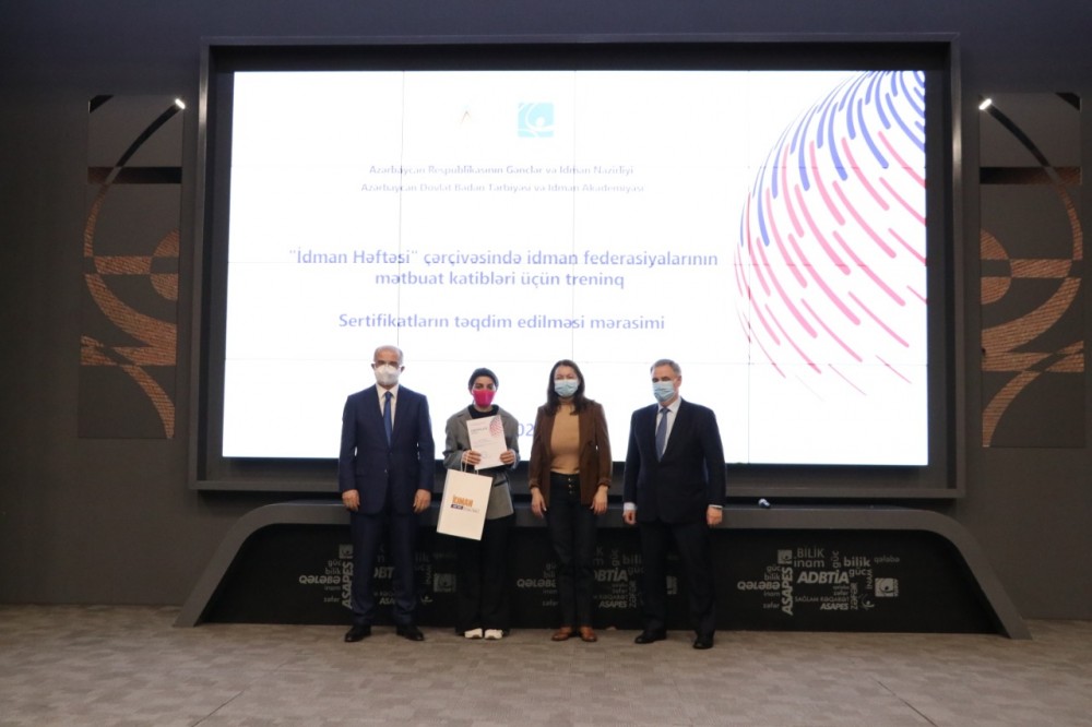 İdman federasiyalarının mətbuat katibləri üçün treninq keçirilib- FOTO