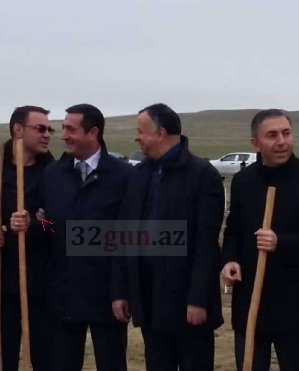 Həbs olunan Eldəniz Səlimovla deputat Mahir Abbaszadənin bu görüntüsüdiqqət çəkdi (FOTOLAR)