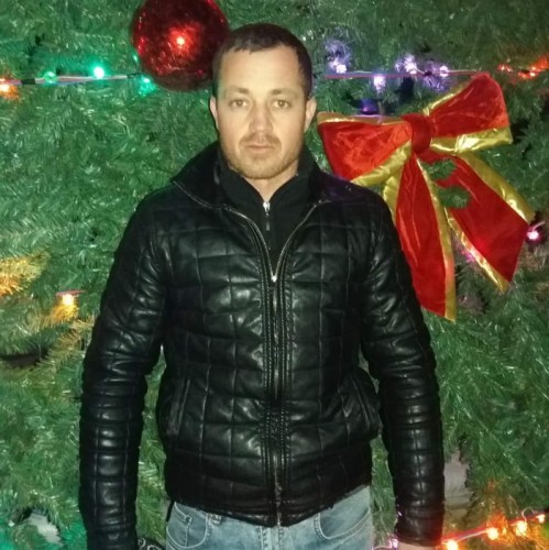 Məktəb uçqunu nəticəsində ölənlərinFOTOLARI