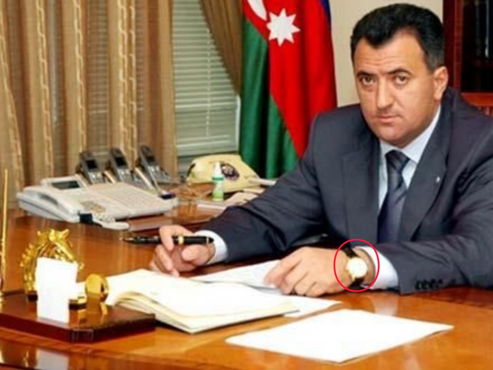 İcra başçısı Abdin Fərzəliyevin mənzil dəyərində olan saatı- ŞOK QİYMƏTLƏR  (FOTO)