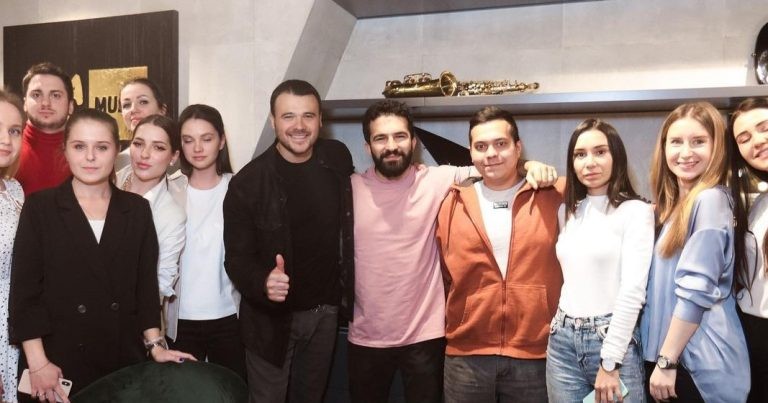 Azərbaycanlı müğənnilər Ermənistanda konsert VERƏCƏK- Ermənilər qəzəbləndi  (FOTO)