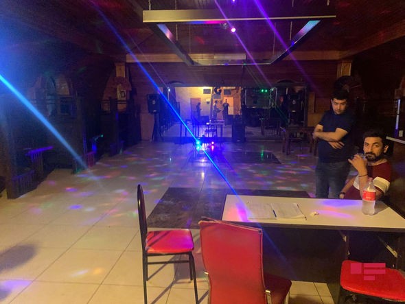 Bakıda dicey bıçaqlandı(FOTO)