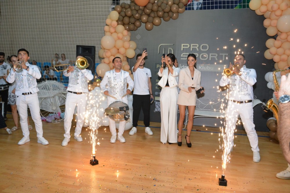 Azərbaycanda yeni idman klubu açıldı- Möhtəşəm şou və çıxışlar (Fotolar)