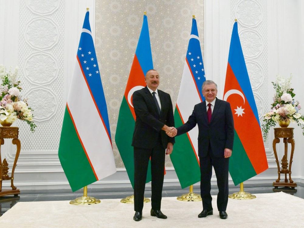 İlham Əliyev Şavkat Mirziyoyevlə görüşdü- FOTOLAR (YENİLƏNİB)