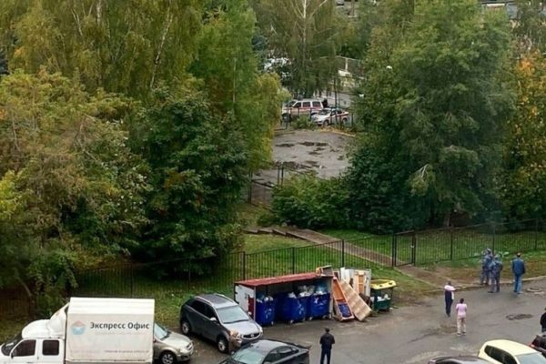 SON DƏQİQƏ! 88 saylı məktəbə basqın edildi-  XEYLİ SAYDA ÖLÜ VƏ  YARALI VAR - VİDEO (YENİLƏNİB)