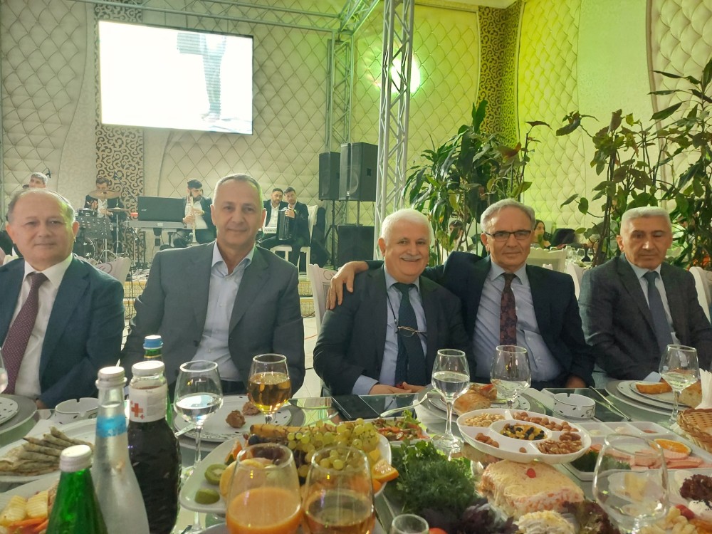 Şəmistan Əlizamanlının oğlunun toyu oldu(FOTOLAR)