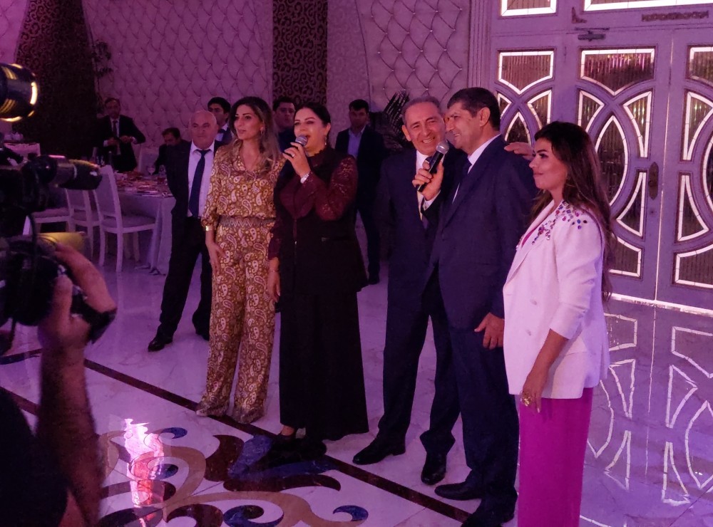 Şəmistan Əlizamanlının oğlunun toyu oldu(FOTOLAR)