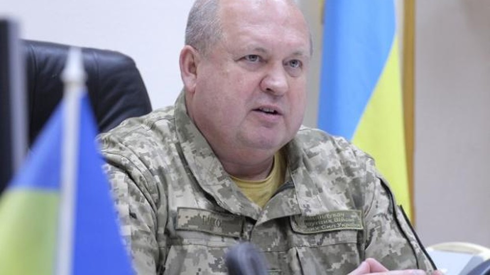 Zelenski SƏRƏNCAM imzaladı- rəhbərlik bu generala tapşırıldı (FOTO)