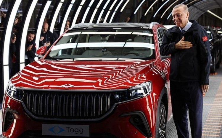 Prezident İlham Əliyev özünə yeni avtomobil sifariş verib- Görün hansı modeldir