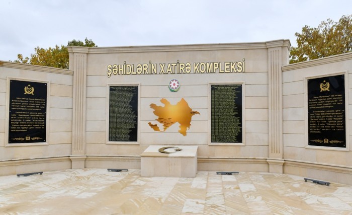 Prezident Füzulidə yeni hərbi hissədə yaradılan şəraitlə tanış olub- FOTOLAR (YENİLƏNİB)