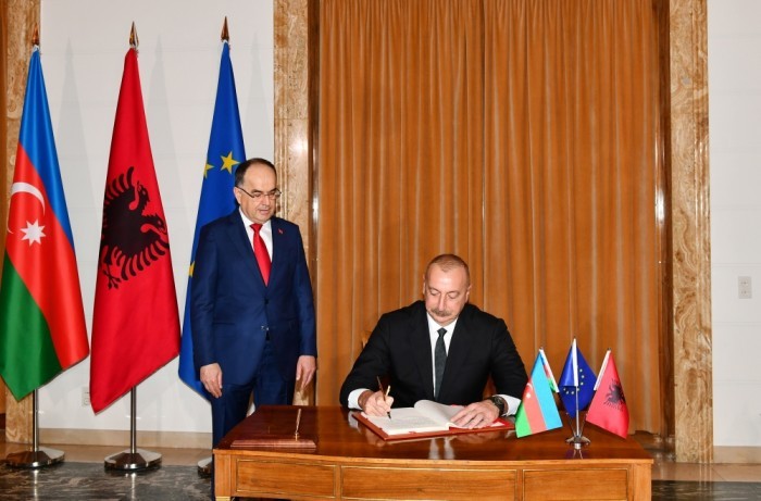 Prezidentin Tiranada rəsmi qarşılanma mərasimi- FOTOLAR