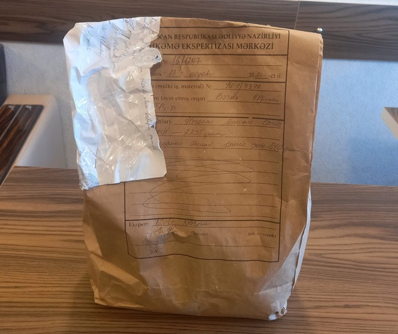 Narkotik ticarətinə görə 8 nəfər saxlanıldı- FOTO