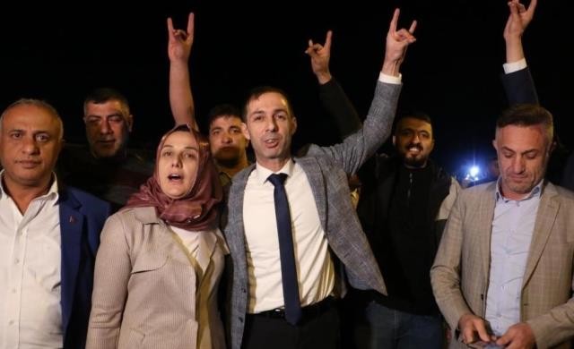 17 yaşlı oğlana təcavüz etməkdə ittiham olunan vəzifəli şəxs sərbəst buraxıldı- "Uşaq öz razılığı ilə cinsi əlaqədə olub"