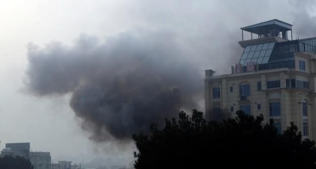 Çinlilərin qaldığı otelə hücum- Partlayış səsləri eşidildi (FOTO/VİDEO)
