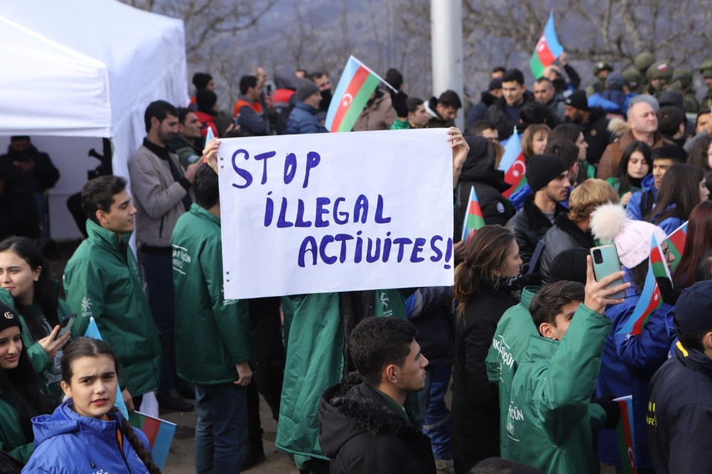 Könüllülər və gənclər təşkilatları Qarabağda ekoloji təcavüzə qarşı aksiyaya dəstək verirlər- FOTOLAR