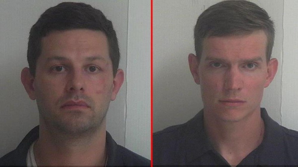 Homoseksual cütlük övladlığa götürdüyü uşaqlara təcavüz edibmiş- Məhkəmə faktları üzə çıxıb