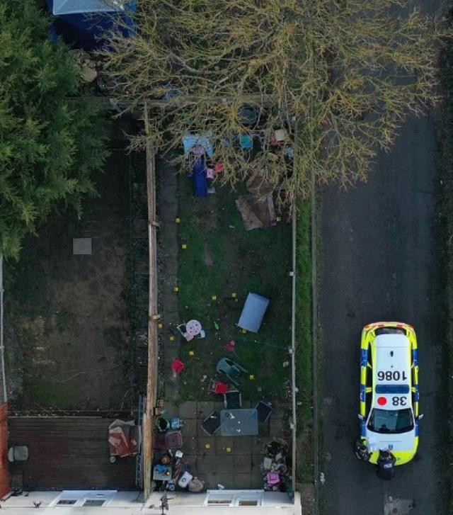 4 yaşlı qız faciəvi şəkildəöldü (FOTO)