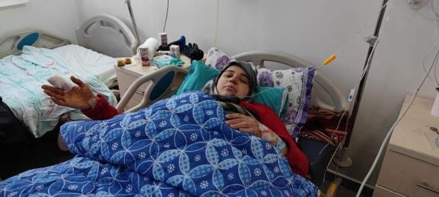 9 aylıq hamilə qadın dağıntılar altından çıxarıldı- Körpəsi ÖLDÜ