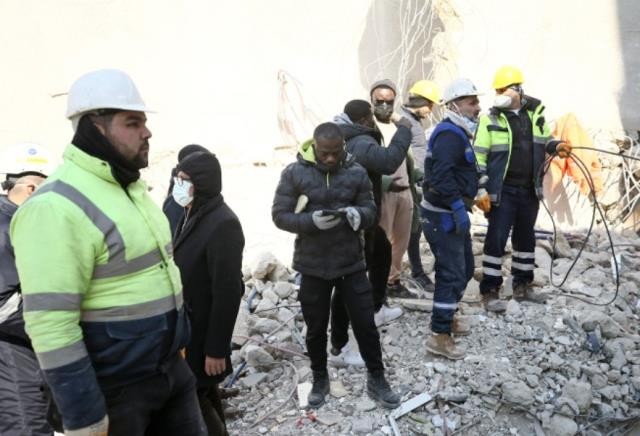 Dağıntılar altında qalan futbolçu ilə bağlıyeni xəbər (VİDEO)