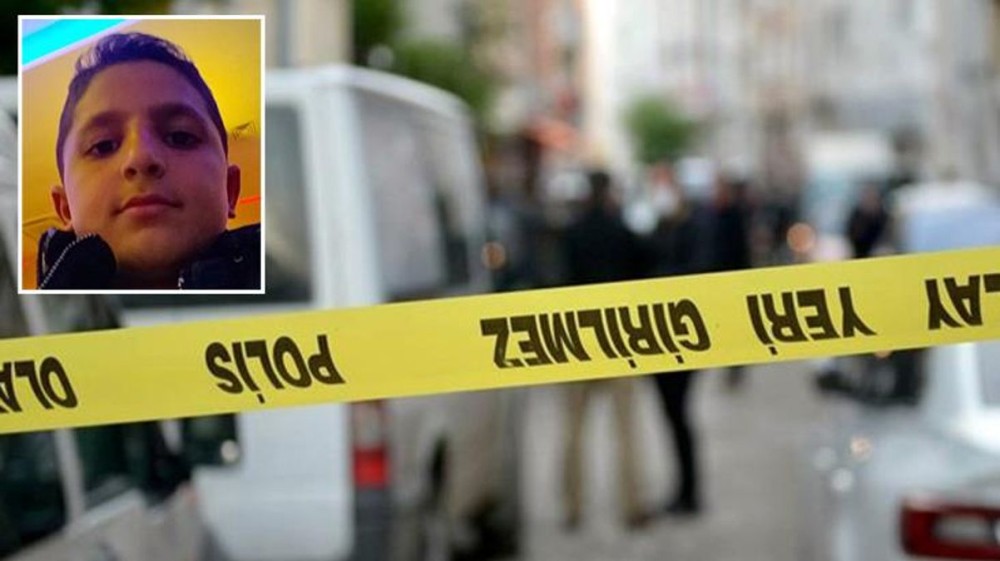 Dostunu tapança ilə öldürən yeniyetmə özünübelə müdafiə ETDİ (FOTO)