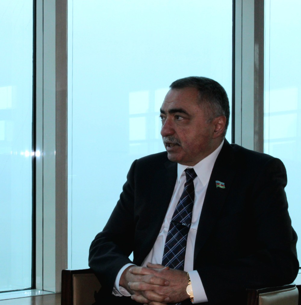 Deputat Rüfət Quliyev Vasif Talıbovla ortaqlıq iddiasına görün nə cavab verdi(VİDEO)