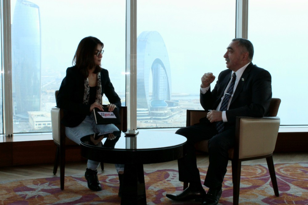 Deputat Rüfət Quliyev Vasif Talıbovla ortaqlıq iddiasına görün nə cavab verdi(VİDEO)