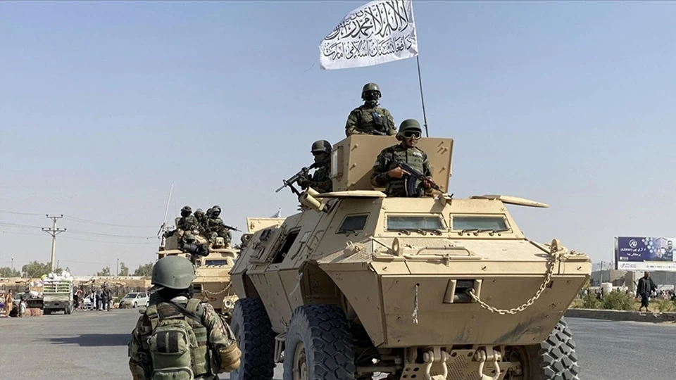 Taliban İranın səfirliyinin binasını ələ keçirdi- Foto