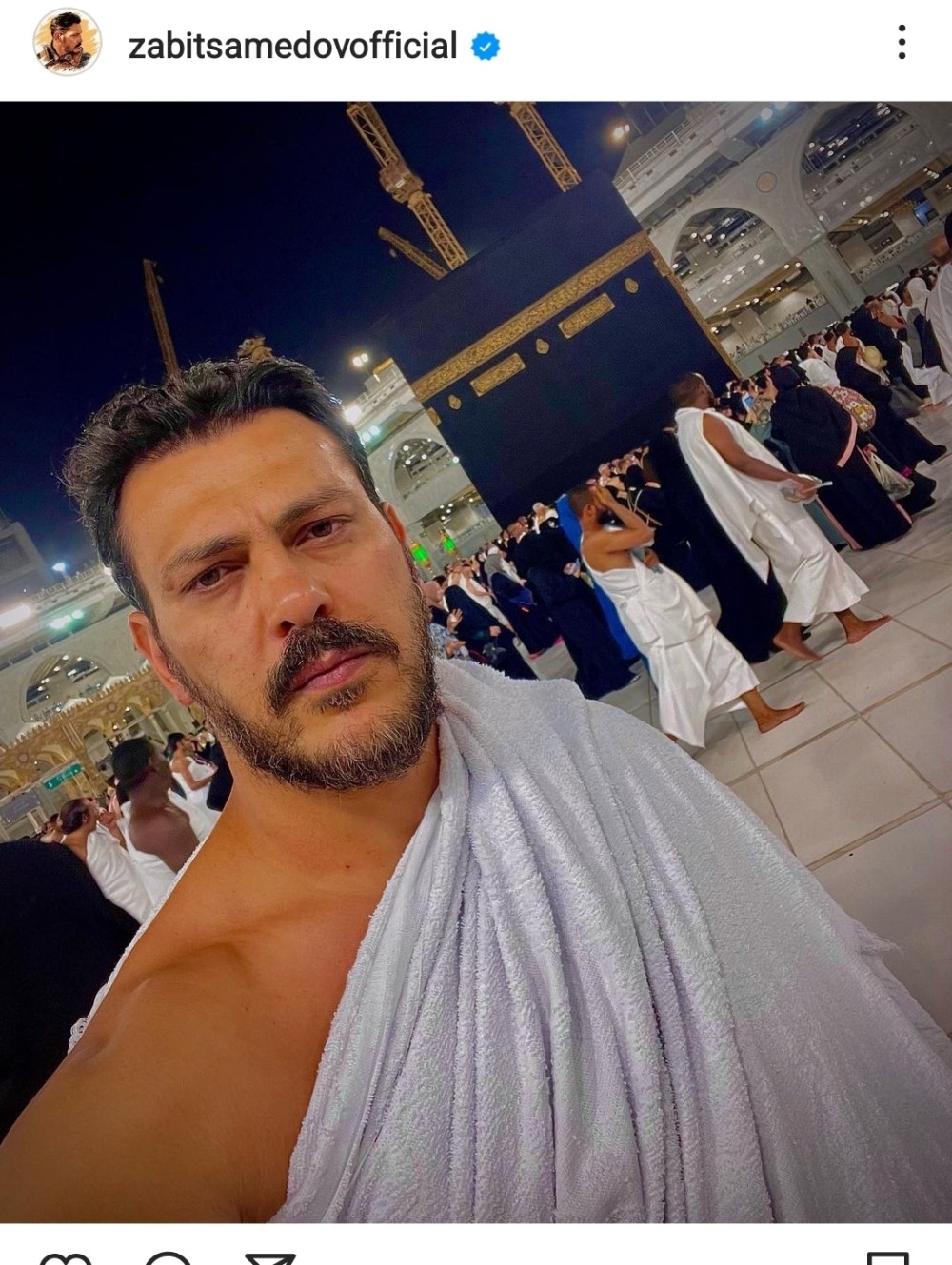 Zabit Sımədov Ümrə ziyarətində(FOTO)