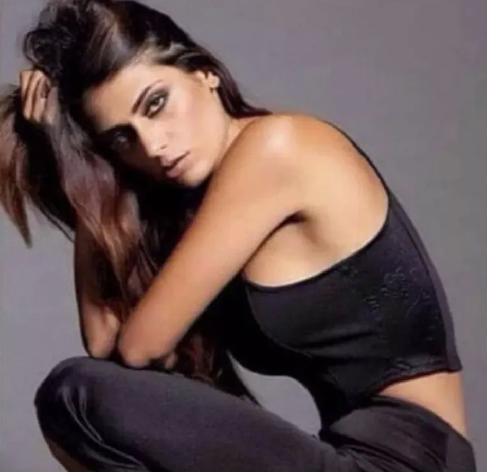 Televiziya aparıcısı əyləncə zamanıöldü - FOTO