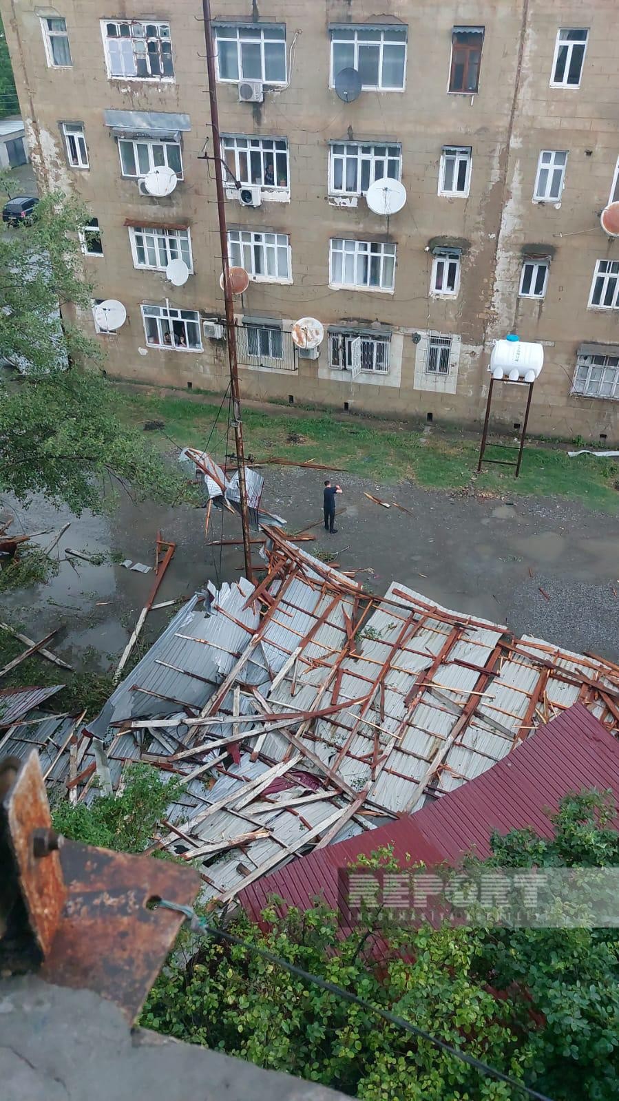 Göyçayda güclü qasırğa:İki nəfər öldü, yaralananlar var (FOTO)