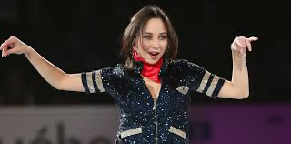 O karyera və evlilik arasında seçim edib