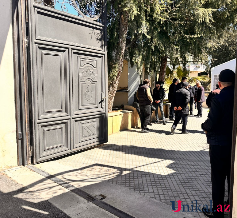 Namiq Abbasov dəfn edildi -(FOTOLAR + YENİLƏNİB)