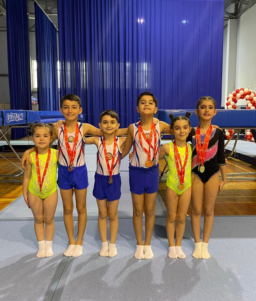 Azərbaycan çempionatının qalibi 9 yaşlı gimnast Murad Həsənlinin yeni uğurları- FOTOLAR