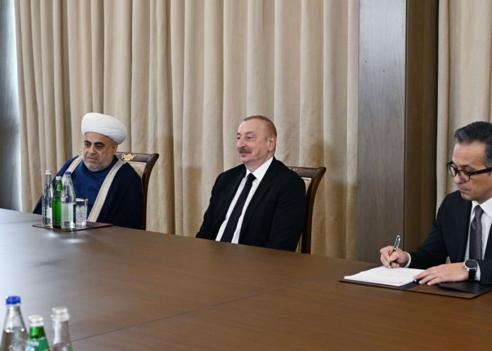 Prezident dini rəhbərlərdən ibarət nümayəndə heyətini qəbul etdi -FOTOLAR (YENİLƏNİB)