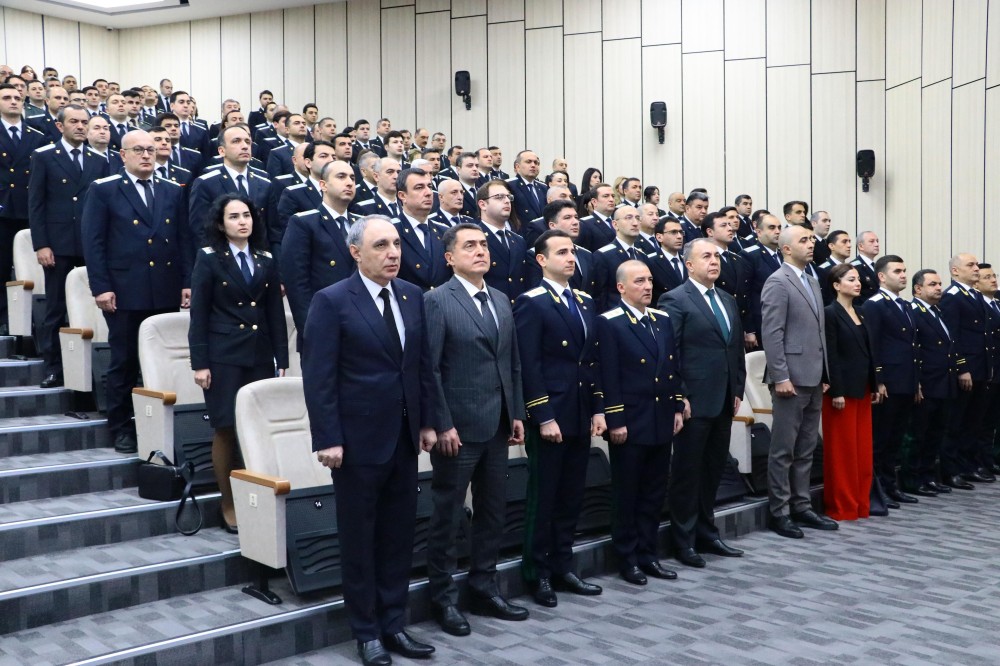 Baş Prokurorluqda Ulu Öndər Heydər Əliyevin anadan olmasının 101-ci ildönümü qeyd edilib