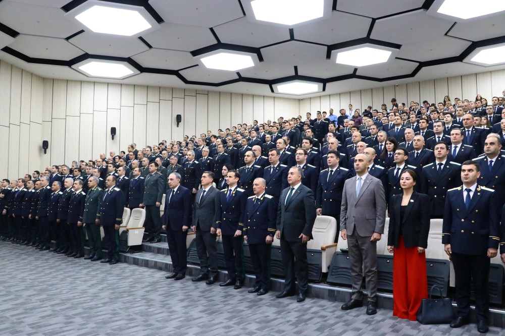 Baş Prokurorluqda Ulu Öndər Heydər Əliyevin anadan olmasının 101-ci ildönümü qeyd edilib