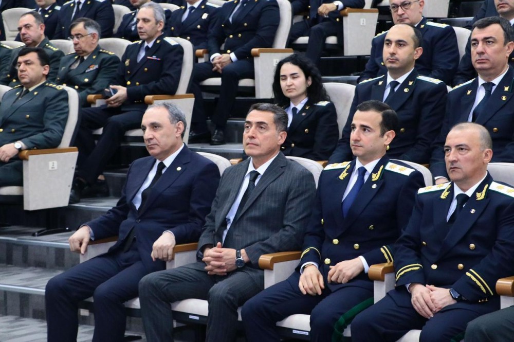 Baş Prokurorluqda Ulu Öndər Heydər Əliyevin anadan olmasının 101-ci ildönümü qeyd edilib