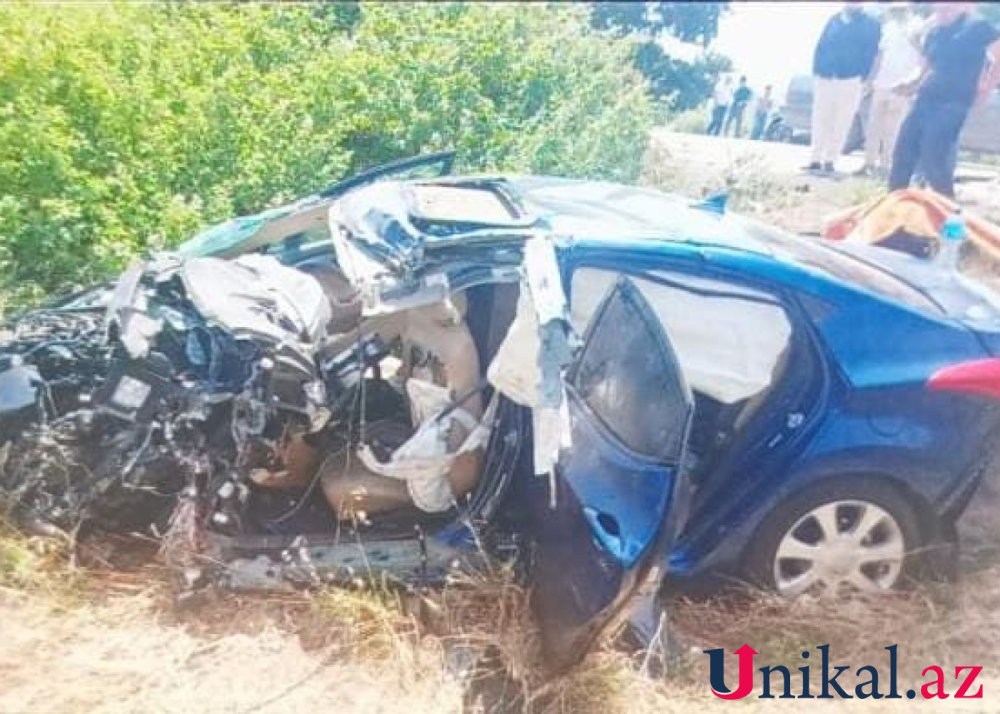 Bakı-Quba yolunda ağır qəza: Ölən və yaralananlar var (FOTO)