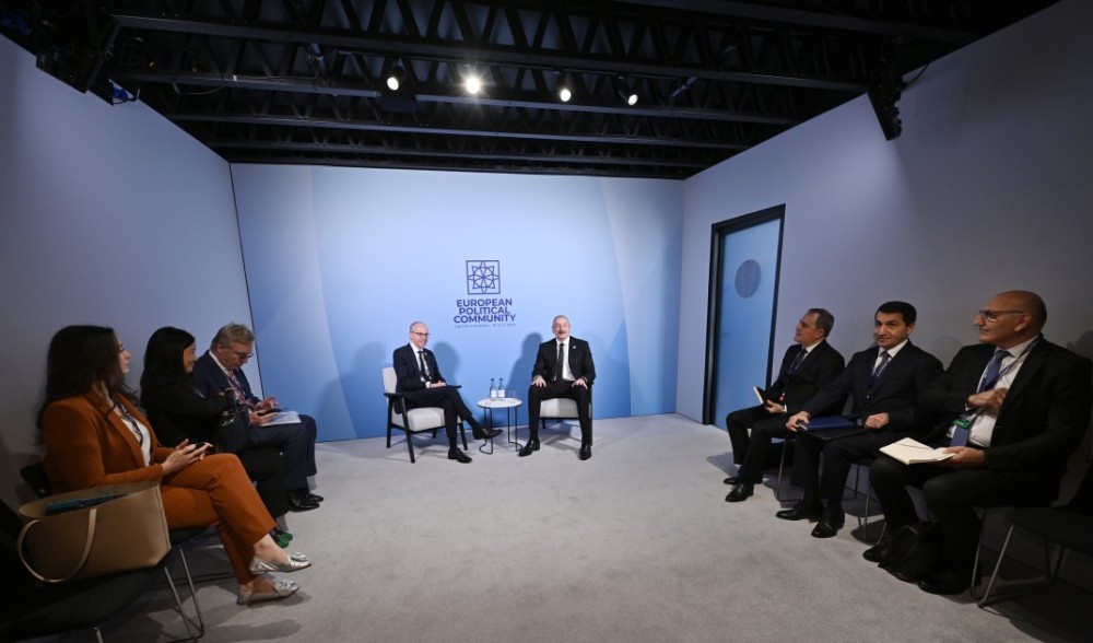 Prezident Lüksemburqun Baş naziri ilə görüşdü- FOTO