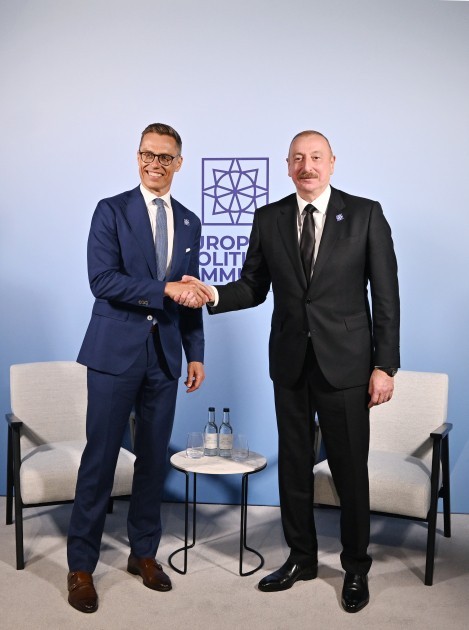 Prezident finlandiyalı həmkarı ilə görüşdü -FOTOLAR